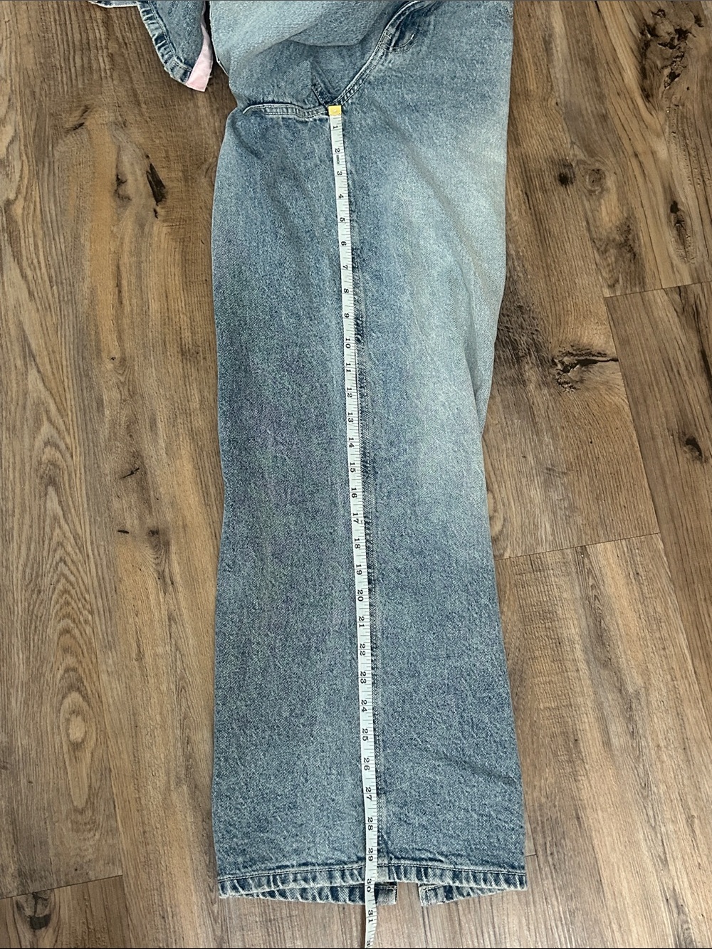 No Boundaries Light Wash Barrel Jeans with Pink Bow Accents - Picture 7 of 10